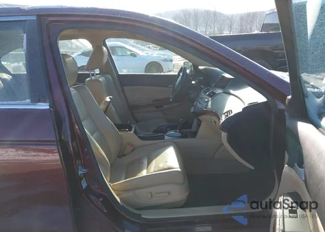 2011 Honda Accord 2.4 Ex-L z USA, uszkodzony, nr VIN 1HGCP2F86BA079996